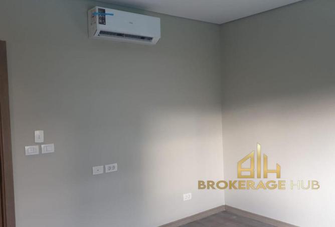 8694972 - Property Image 3