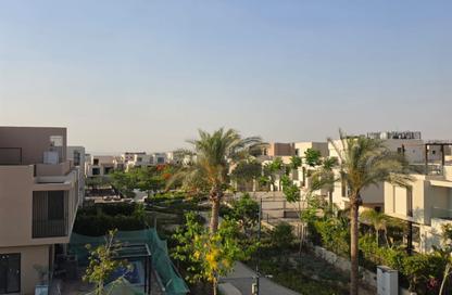 Townhouse - 2 - 3 for sale in Sodic East - 6th District - New Heliopolis - Cairo