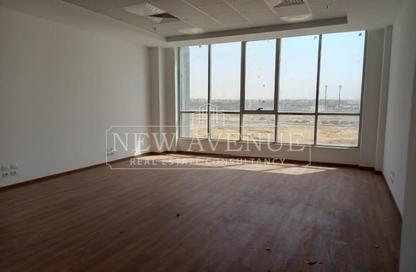 Office Space - Studio - 1 Bathroom for rent in One Golden Square Mall - The 5th Settlement - New Cairo City - Cairo