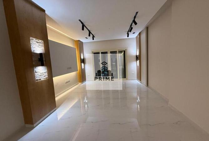 56263233 - Property Main Image