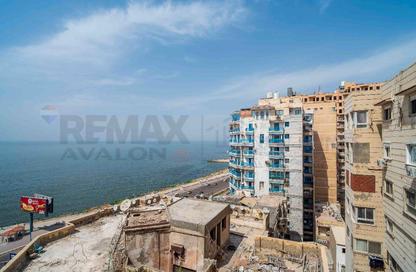 Apartment - 4 Bedrooms - 1 Bathroom for sale in Camp Chezar - Hay Wasat - Alexandria