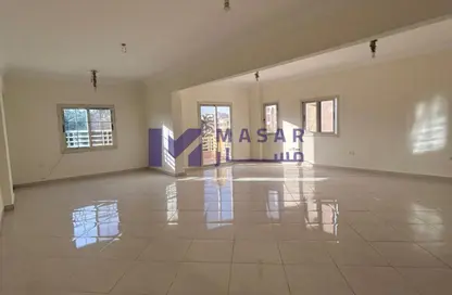 دوبلكس - 5 غرف نوم - 3 حمامات للايجار في شارع عمر خورشيد - البنفسج 10 - البنفسج - مدينة القاهرة الجديدة - القاهرة