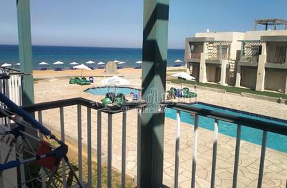 Chalet - 2 Bedrooms - 1 Bathroom for sale in Coronado Marina - Al Ain Al Sokhna - Suez