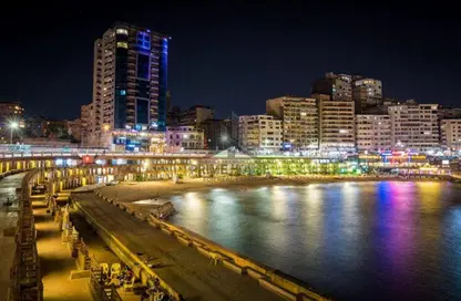 Shop - Studio - 2 Bathrooms for rent in Al Geish Road - Glim - Hay Sharq - Alexandria