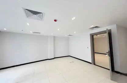 عيادة - غرفة نوم - 1 حمام للايجار في سنترال افينيو - الحي الثاني - الشيخ زايد - الجيزة