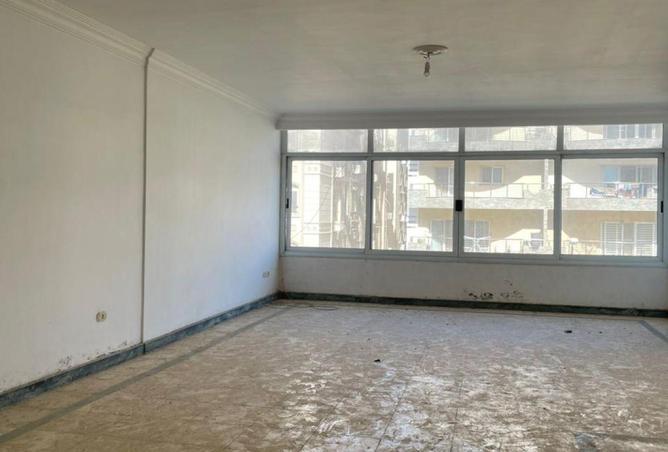 54487426 - Property Main Image