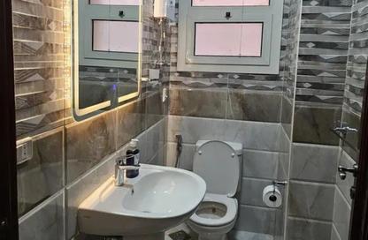 Apartment - 3 Bedrooms - 2 Bathrooms for rent in Mohamed Naguib Axis - Abou El Houl - New Cairo City - Cairo Apartment - 3 Bedrooms - 2 Bathrooms for rent in Mohamed Naguib Axis - Abou El Houl - New Cairo City - Cairo
