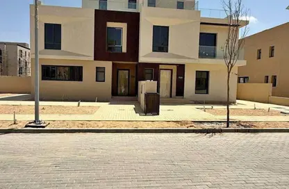Villa - 5 Bedrooms - 5 Bathrooms for sale in The Estates - Sheikh Zayed Compounds - Sheikh Zayed City - Giza