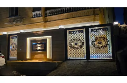 Apartment - 4 Bedrooms - 2 Bathrooms for sale in Gate 1 - Khofo - Hadayek El Ahram - Giza