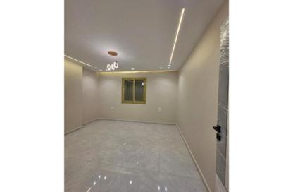 Apartment - 4 Bedrooms - 2 Bathrooms for sale in Gate 1 - Khofo - Hadayek El Ahram - Giza