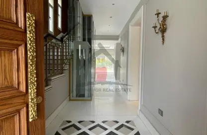 فيلا - 4 غرف نوم - 4 حمامات للايجار في نيو جيزة - طريق مصر اسكندرية الصحراوي - مدينة 6 أكتوبر - الجيزة