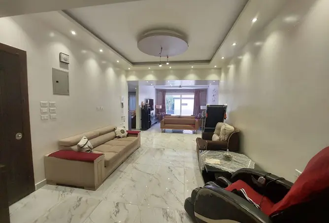 98829755 - Property Image 2