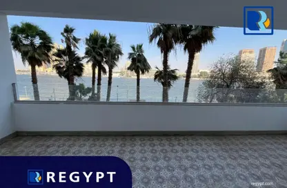 شقة - 5 غرف نوم - 4 حمامات للايجار في شارع المنصور محمد - الزمالك - القاهرة