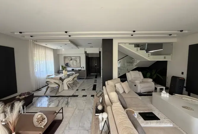 112968843 - Property Image 2