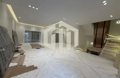 تاون هاوس - 5 غرف نوم - 5 حمامات للايجار في قطامية ديونز - كمبوندات القطامية - القطامية - مدينة القاهرة الجديدة - القاهرة