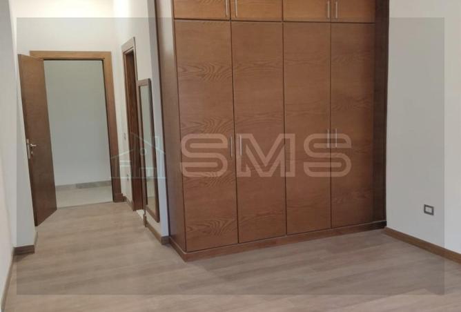 78924349 - Property Image 3