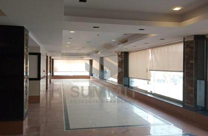 Shop - Studio - 2 Bathrooms for rent in Bank Center Street - South Teseen St. - The 5th Settlement - New Cairo City - Cairo