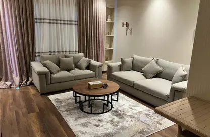 Apartment - Studio - 1 Bathroom for rent in Palm Hills Village Gate - South Investors Area - New Cairo City - Cairo