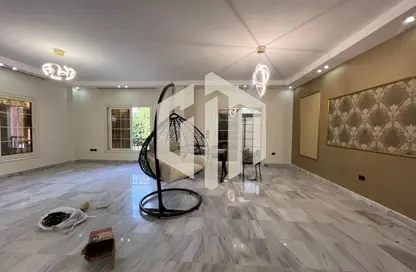 تاون هاوس - 4 غرف نوم - 5 حمامات للايجار في فليور دي فيل - المستثمرين الجنوبية - مدينة القاهرة الجديدة - القاهرة