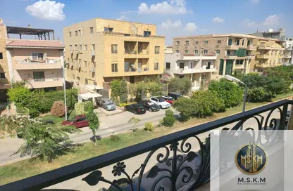 شقة - 3 غرف نوم - 2 حمامات للايجار في محور العروبة - المنطقة أ - حى جنوب الاكايمية - مدينة القاهرة الجديدة - القاهرة