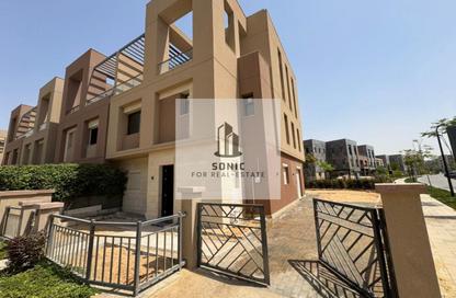 تاون هاوس - 4 - 5 للبيع في ديستريكت 5 - كمبوندات التجمع الخامس - التجمع الخامس - مدينة القاهرة الجديدة - القاهرة