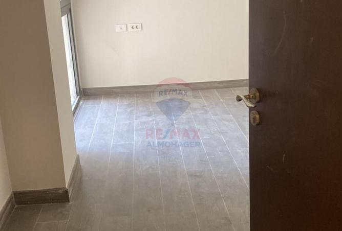 99808418 - صورة العقار 3