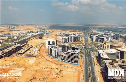 Office Space - 1 Bedroom - 2 Bathrooms for sale in Champs Elysees Mall - Financial District - New Capital City - Cairo