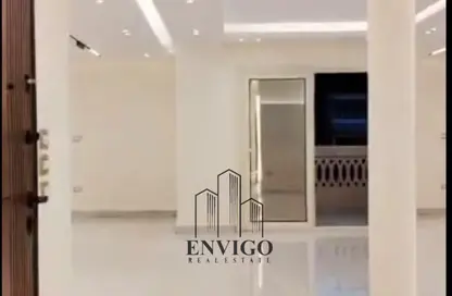 Apartment - 3 Bedrooms - 2 Bathrooms for sale in Dr Hassan Al Sherif St. - 8th Zone - Nasr City - Cairo