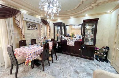 Apartment - 2 Bedrooms - 1 Bathroom for sale in Cleopatra - Hay Sharq - Alexandria