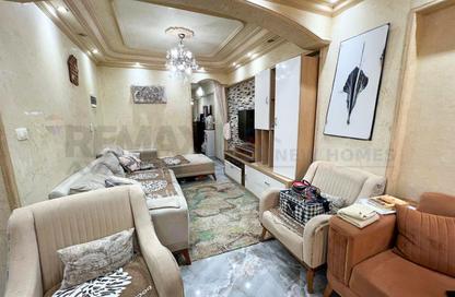 Apartment - 2 Bedrooms - 1 Bathroom for sale in Cleopatra - Hay Sharq - Alexandria