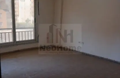 شقة - 3 غرف نوم - 2 حمامات للايجار في مدينة وصال - كمبوندات الشروق - مدينة الشروق - القاهرة