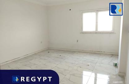 Apartment - 3 - 2 for sale in Sarayat Al Maadi - Hay El Maadi - Cairo