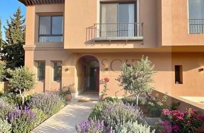 Townhouse - 4 Bedrooms - 4 Bathrooms for sale in Village West - Sheikh Zayed Compounds - Sheikh Zayed City - Giza