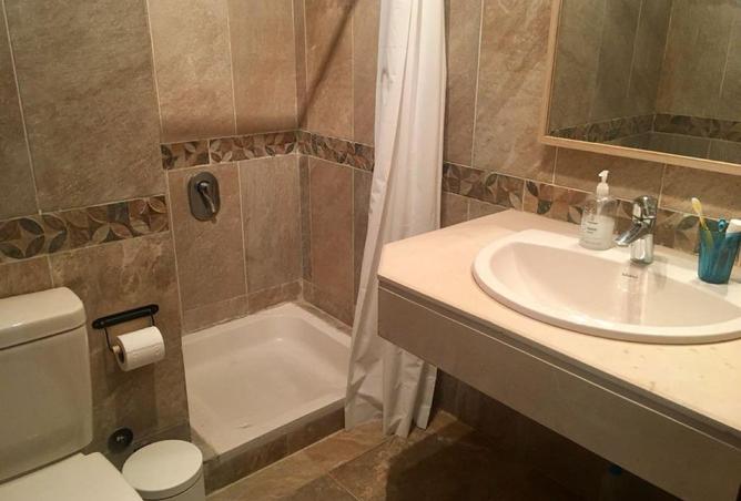 85061105 - Property Image 2