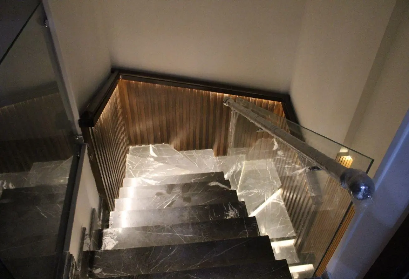 98833257 - Property Main Image