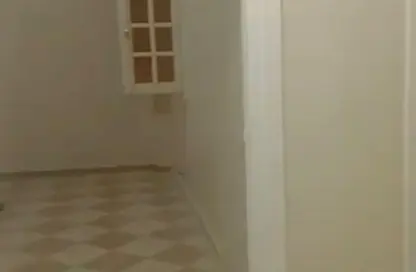 شقة - 3 غرف نوم - 2 حمامات للبيع في شارع احمد بركات(40سابقا - سيدي بشر - حي اول المنتزة - الاسكندرية