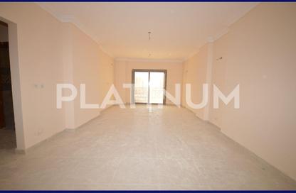 Apartment - 3 Bedrooms - 2 Bathrooms for sale in Vee Sawari - Waterfront - Sawary - Alexandria Compounds - Alexandria