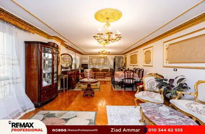 Apartment - 3 Bedrooms - 3 Bathrooms for sale in Albert Al Awal St. - Smouha - Hay Sharq - Alexandria
