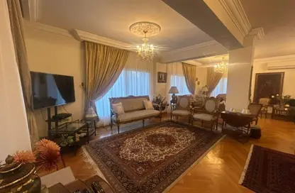 Villa - 4 Bedrooms - 4 Bathrooms for sale in Royal City - Sheikh Zayed Compounds - Sheikh Zayed City - Giza