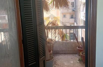مساحات مكتبية - استوديو - 3 حمامات للبيع في الحي اللاتيني - محطة الرمل - حي وسط - الاسكندرية