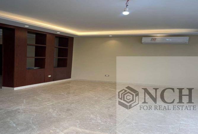 81560008 - Property Image 3