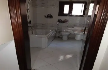 Apartment - 3 Bedrooms - 3 Bathrooms for rent in El Rehab Extension - Al Rehab - New Cairo City - Cairo