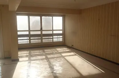 مساحات مكتبية - 3 غرف نوم - 2 حمامات للايجار في شارع مكرم عبيد - المنطقة السادسة - مدينة نصر - القاهرة