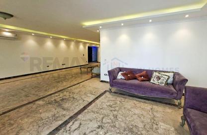 Apartment - 3 Bedrooms - 3 Bathrooms for sale in Saba Basha - Hay Sharq - Alexandria