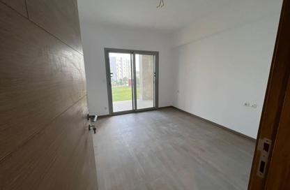 Apartment - 3 - 4 for sale in The Fourteen Golf Residences - Uptown Cairo - Mokattam - Cairo