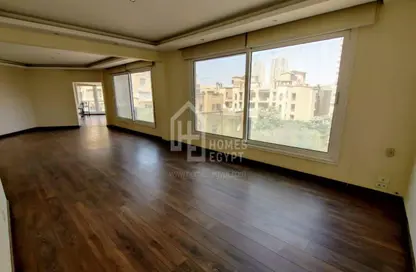 شقة - 3 غرف نوم - 3 حمامات للايجار في شارع احمد حشمت - الزمالك - القاهرة