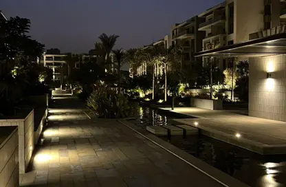 Apartment - 3 Bedrooms - 2 Bathrooms for sale in The Address East - 90 Street - The 5th Settlement - New Cairo City - Cairo