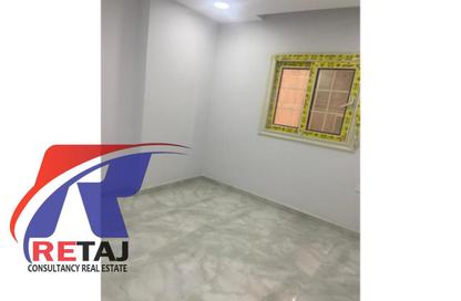 شقة - 5 غرف نوم - 3 حمامات للايجار في شارع عباس العقاد - المنطقة الأولى - مدينة نصر - القاهرة