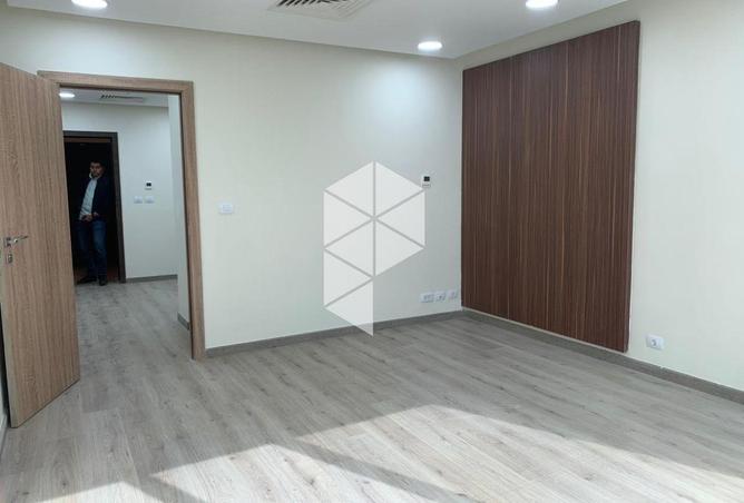 68001882 - صورة العقار 2