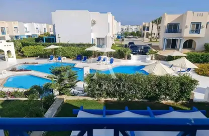 Chalet - 2 Bedrooms - 2 Bathrooms for sale in Mountain View - Ras Al Hekma - North Coast